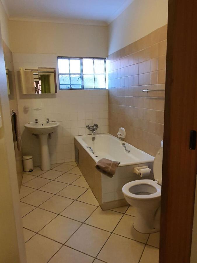 Tamboti House Ξενοδοχείο Malalane Εξωτερικό φωτογραφία